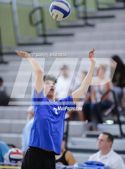 Thumbnail 1 in Los Angeles CES vs. Elizabeth (CIF LACS D2 Final) photogallery.