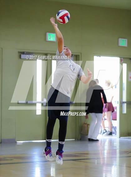 Thumbnail 1 in Los Angeles CES vs. Elizabeth (CIF LACS D2 Final) photogallery.