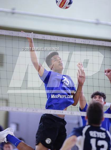 Thumbnail 2 in Los Angeles CES vs. Elizabeth (CIF LACS D2 Final) photogallery.