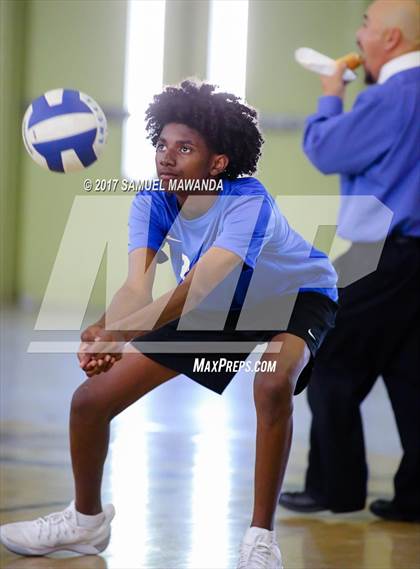 Thumbnail 2 in Los Angeles CES vs. Elizabeth (CIF LACS D2 Final) photogallery.