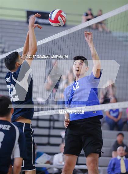 Thumbnail 2 in Los Angeles CES vs. Elizabeth (CIF LACS D2 Final) photogallery.