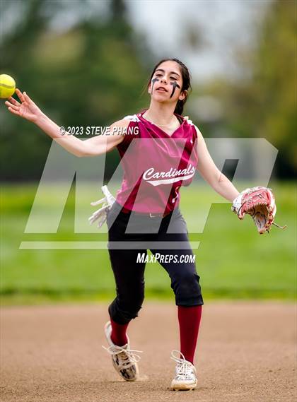 Thumbnail 2 in Elk Grove @ Laguna Creek photogallery.
