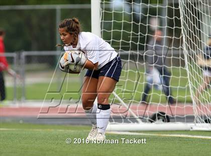 Thumbnail 3 in Aquinas vs Maize (KSHSAA 5A Semifinal) photogallery.