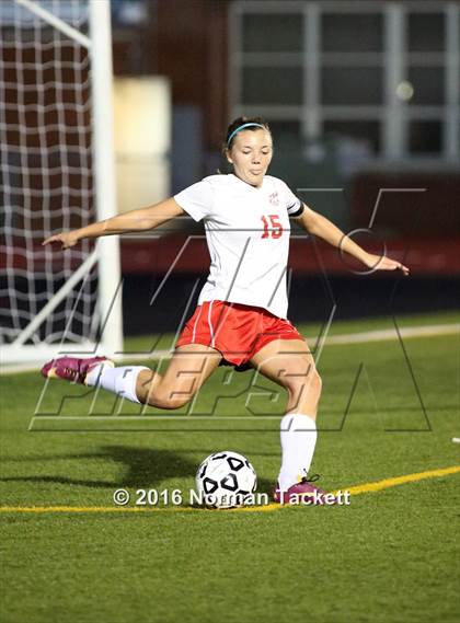 Thumbnail 3 in Aquinas vs Maize (KSHSAA 5A Semifinal) photogallery.