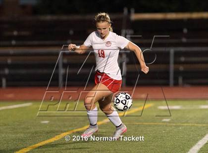 Thumbnail 3 in Aquinas vs Maize (KSHSAA 5A Semifinal) photogallery.
