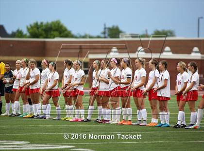 Thumbnail 2 in Aquinas vs Maize (KSHSAA 5A Semifinal) photogallery.
