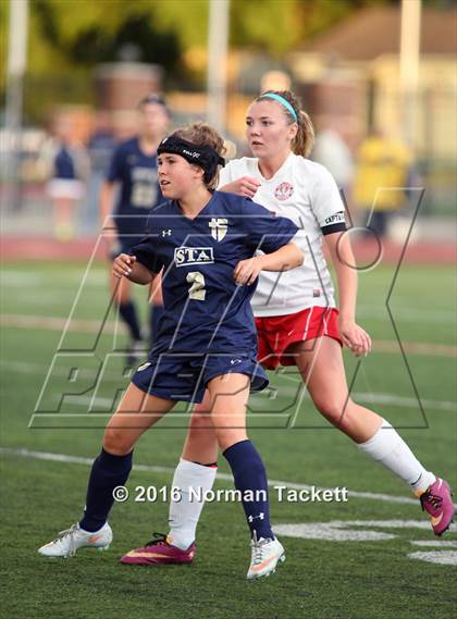 Thumbnail 2 in Aquinas vs Maize (KSHSAA 5A Semifinal) photogallery.