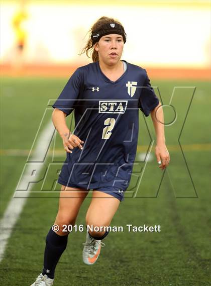 Thumbnail 1 in Aquinas vs Maize (KSHSAA 5A Semifinal) photogallery.