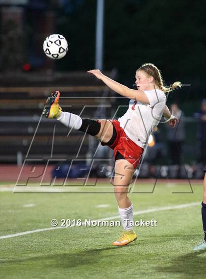 Thumbnail 2 in Aquinas vs Maize (KSHSAA 5A Semifinal) photogallery.
