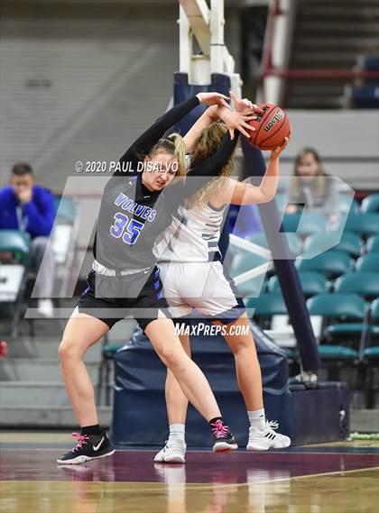 Thumbnail 1 in Grandview vs. Valor Christian (CHSAA 5A Final Four) photogallery.
