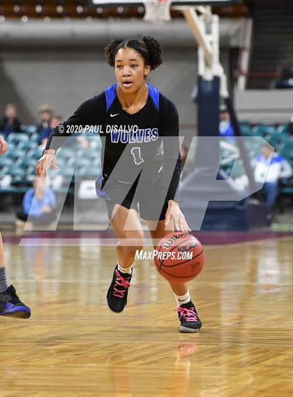 Thumbnail 1 in Grandview vs. Valor Christian (CHSAA 5A Final Four) photogallery.