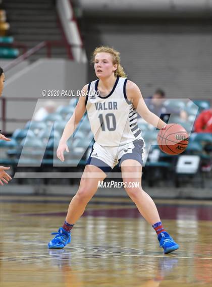 Thumbnail 1 in Grandview vs. Valor Christian (CHSAA 5A Final Four) photogallery.