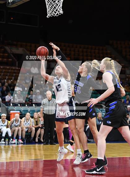 Thumbnail 2 in Grandview vs. Valor Christian (CHSAA 5A Final Four) photogallery.