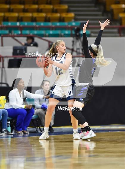Thumbnail 3 in Grandview vs. Valor Christian (CHSAA 5A Final Four) photogallery.