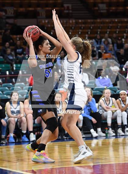 Thumbnail 1 in Grandview vs. Valor Christian (CHSAA 5A Final Four) photogallery.