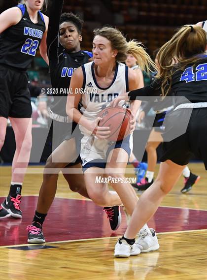 Thumbnail 1 in Grandview vs. Valor Christian (CHSAA 5A Final Four) photogallery.