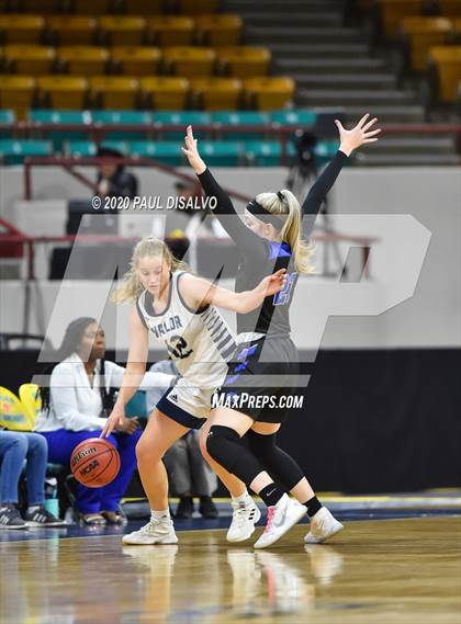 Thumbnail 2 in Grandview vs. Valor Christian (CHSAA 5A Final Four) photogallery.