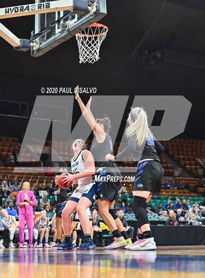 Thumbnail 2 in Grandview vs. Valor Christian (CHSAA 5A Final Four) photogallery.
