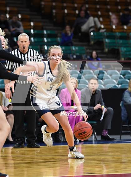 Thumbnail 1 in Grandview vs. Valor Christian (CHSAA 5A Final Four) photogallery.
