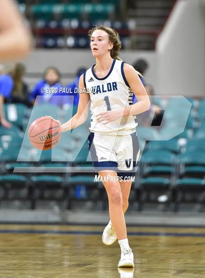 Thumbnail 2 in Grandview vs. Valor Christian (CHSAA 5A Final Four) photogallery.