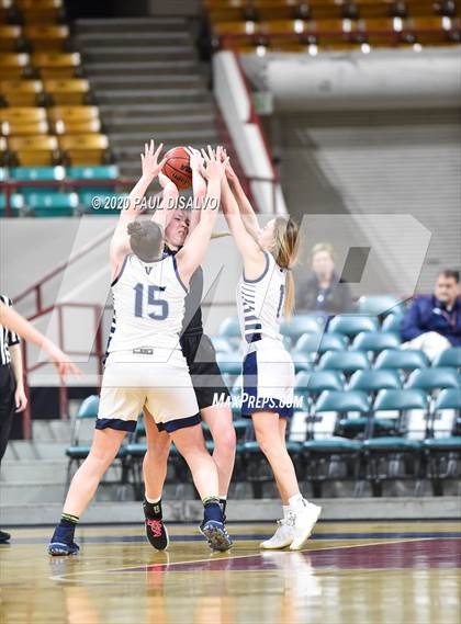 Thumbnail 1 in Grandview vs. Valor Christian (CHSAA 5A Final Four) photogallery.
