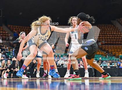 Thumbnail 1 in Grandview vs. Valor Christian (CHSAA 5A Final Four) photogallery.