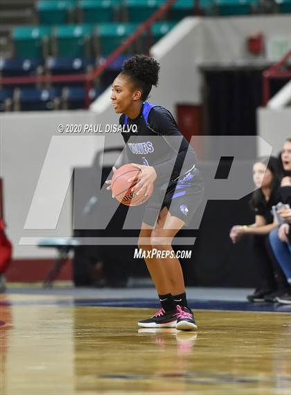 Thumbnail 1 in Grandview vs. Valor Christian (CHSAA 5A Final Four) photogallery.