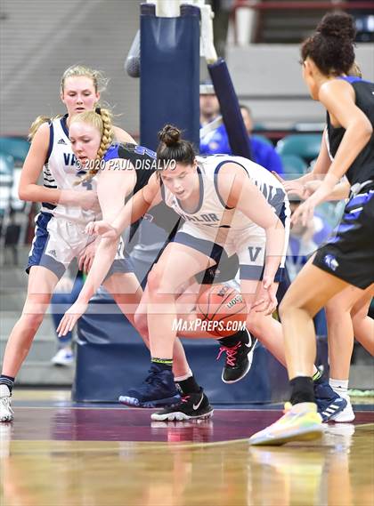 Thumbnail 2 in Grandview vs. Valor Christian (CHSAA 5A Final Four) photogallery.