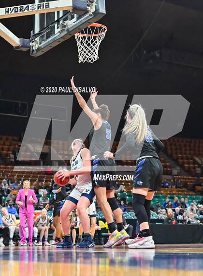 Thumbnail 3 in Grandview vs. Valor Christian (CHSAA 5A Final Four) photogallery.