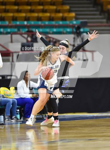 Thumbnail 2 in Grandview vs. Valor Christian (CHSAA 5A Final Four) photogallery.