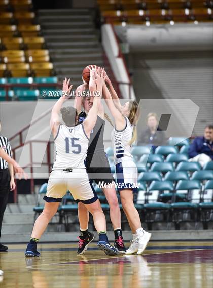 Thumbnail 3 in Grandview vs. Valor Christian (CHSAA 5A Final Four) photogallery.