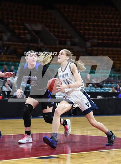 Thumbnail 1 in Grandview vs. Valor Christian (CHSAA 5A Final Four) photogallery.