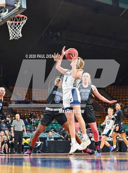 Thumbnail 1 in Grandview vs. Valor Christian (CHSAA 5A Final Four) photogallery.