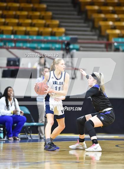 Thumbnail 2 in Grandview vs. Valor Christian (CHSAA 5A Final Four) photogallery.