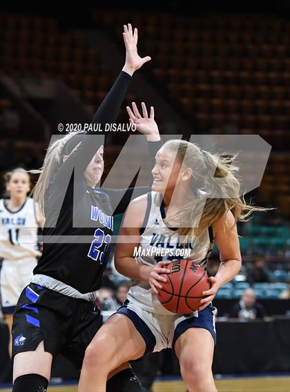 Thumbnail 1 in Grandview vs. Valor Christian (CHSAA 5A Final Four) photogallery.