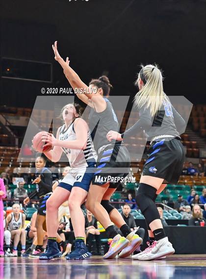 Thumbnail 1 in Grandview vs. Valor Christian (CHSAA 5A Final Four) photogallery.