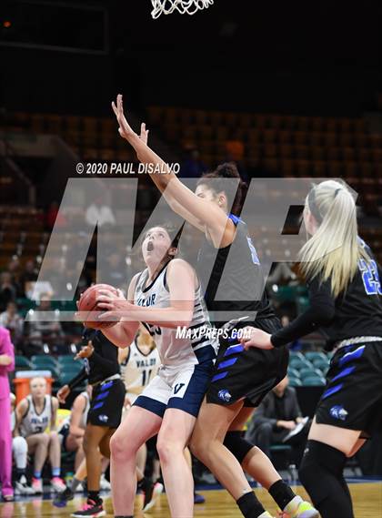 Thumbnail 3 in Grandview vs. Valor Christian (CHSAA 5A Final Four) photogallery.