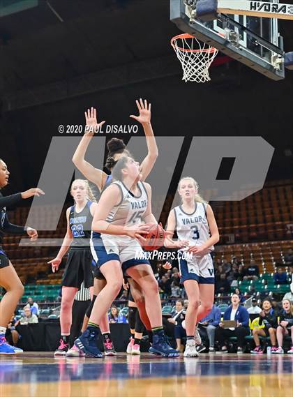 Thumbnail 2 in Grandview vs. Valor Christian (CHSAA 5A Final Four) photogallery.
