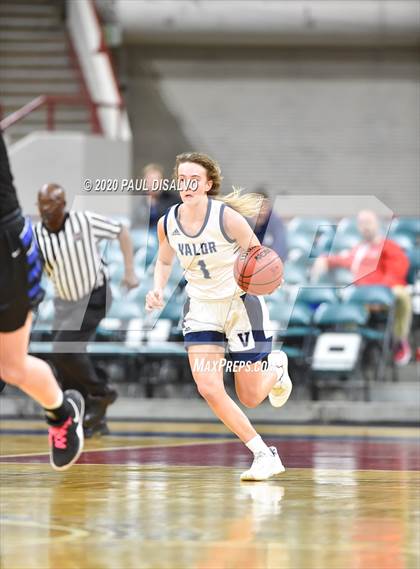 Thumbnail 1 in Grandview vs. Valor Christian (CHSAA 5A Final Four) photogallery.