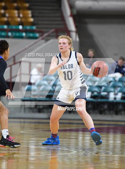 Thumbnail 1 in Grandview vs. Valor Christian (CHSAA 5A Final Four) photogallery.