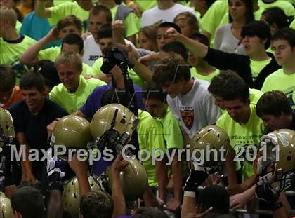 Thumbnail 2 in DeSmet Jesuit @ Christian Brothers (Great American Football Classic) photogallery.