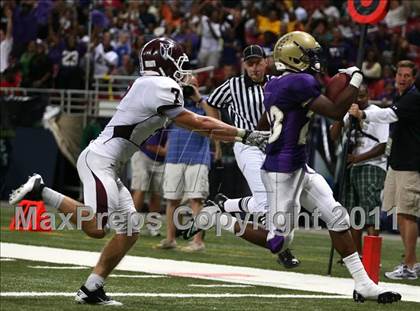 Thumbnail 3 in DeSmet Jesuit @ Christian Brothers (Great American Football Classic) photogallery.