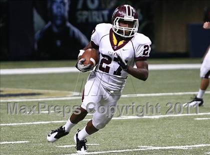 Thumbnail 3 in DeSmet Jesuit @ Christian Brothers (Great American Football Classic) photogallery.