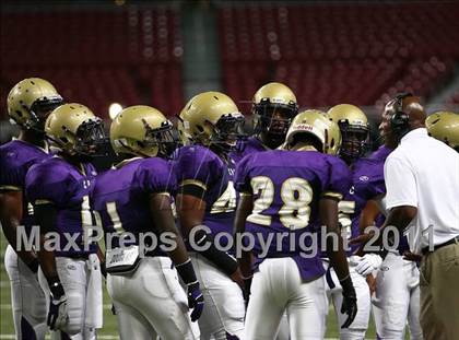 Thumbnail 1 in DeSmet Jesuit @ Christian Brothers (Great American Football Classic) photogallery.