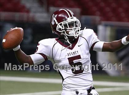 Thumbnail 3 in DeSmet Jesuit @ Christian Brothers (Great American Football Classic) photogallery.