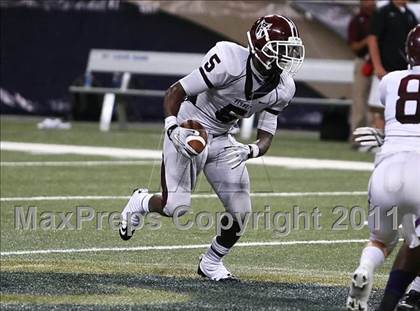 Thumbnail 1 in DeSmet Jesuit @ Christian Brothers (Great American Football Classic) photogallery.