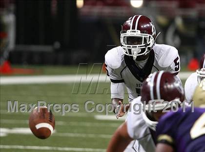 Thumbnail 1 in DeSmet Jesuit @ Christian Brothers (Great American Football Classic) photogallery.