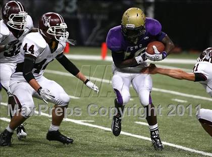 Thumbnail 1 in DeSmet Jesuit @ Christian Brothers (Great American Football Classic) photogallery.