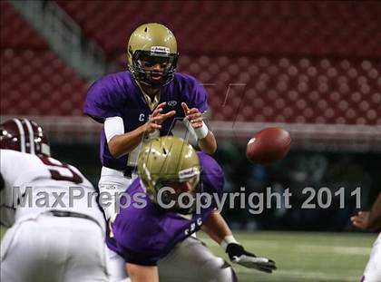 Thumbnail 2 in DeSmet Jesuit @ Christian Brothers (Great American Football Classic) photogallery.