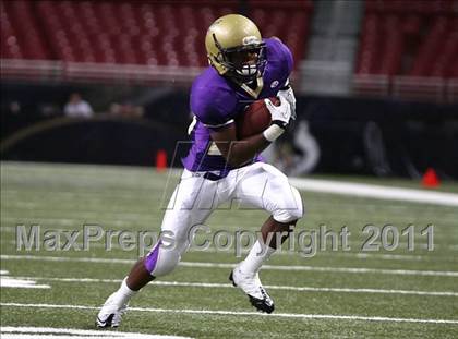 Thumbnail 2 in DeSmet Jesuit @ Christian Brothers (Great American Football Classic) photogallery.